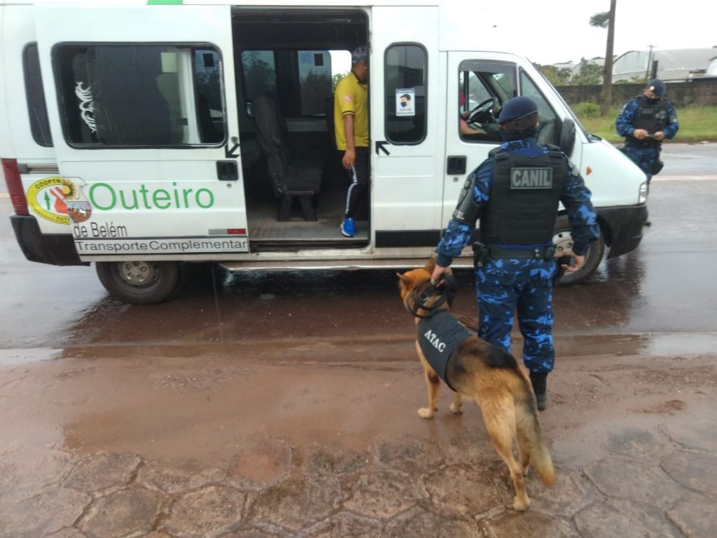 Transportes coletivos de Outeiro foram fiscalizados para evitar frequência nas praias