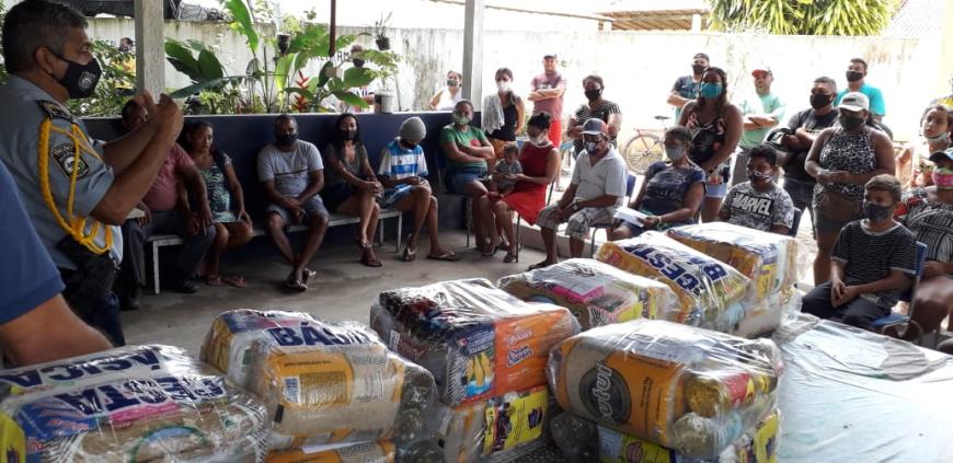 GMB entrega cestas básicas às famílias das crianças e adolescentes do "Anjos da Guarda"