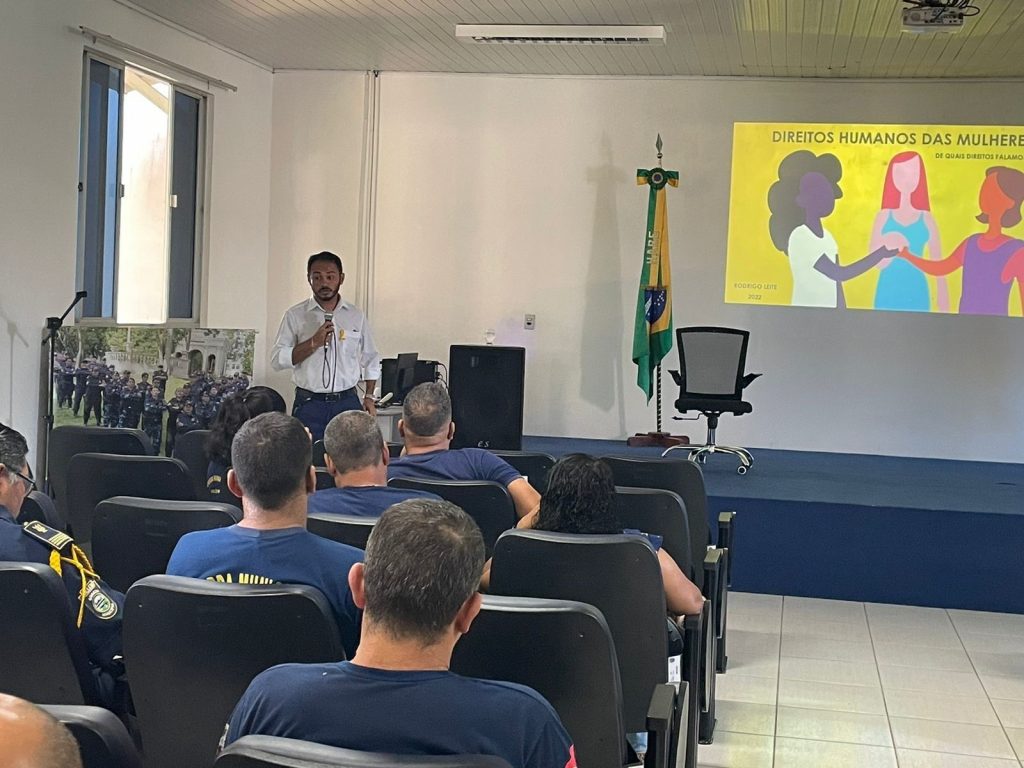 O  Advogado da Guarda Municipal de Belém,  Rodrigo Leite ministrou sobre "Os Direitos Humanos das Mulheres",