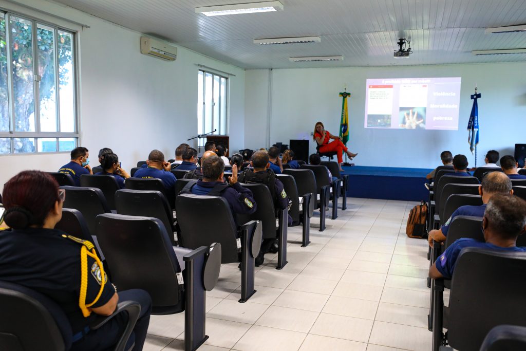 1a Capacitação Para Aplicabilidade para a Lei Maria da Penha na Segurança Pública, com o tema “Quando a Violência Termina, a Vida Começa”.