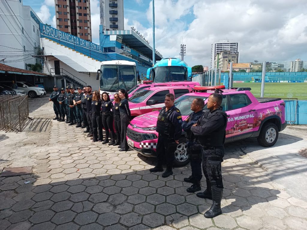 A campanha segue até o final do Campeonato Paraense de Futebol com as forças de segurança fazendo uso de viaturas na cor rosa