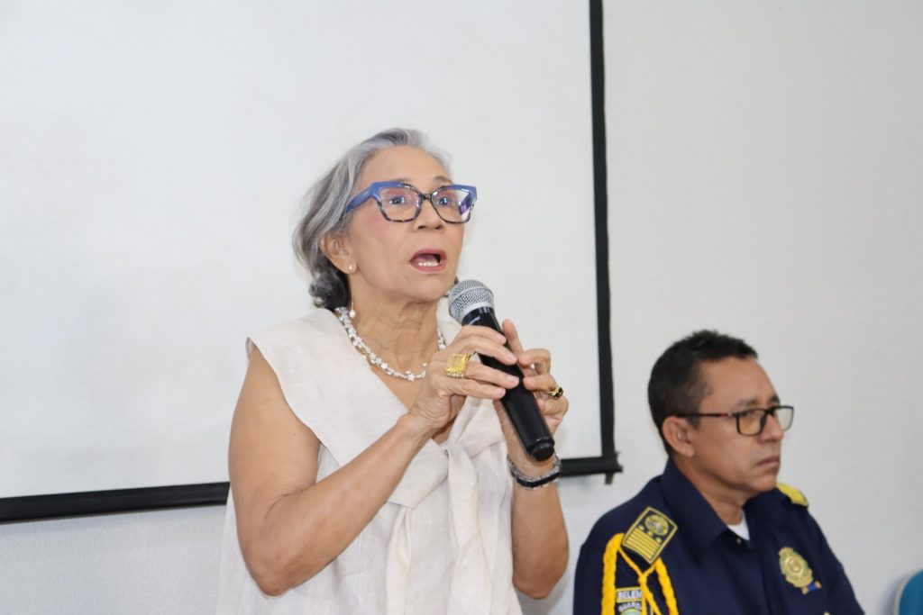 Araceli Lemos, Semec